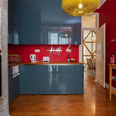 Bairro Alto 3 Bedroom Patio Flat! Лісабон Екстер'єр фото