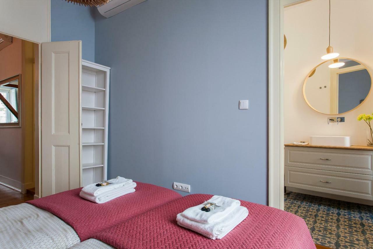 Bairro Alto 3 Bedroom Patio Flat! Лісабон Екстер'єр фото